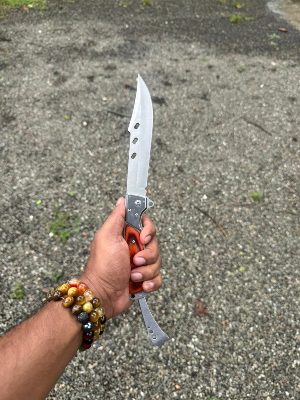 Tactical Folding Knife – Sharp Stainless Steel Blade for Hunting, Camping, Adventure & Outdoor EDC
