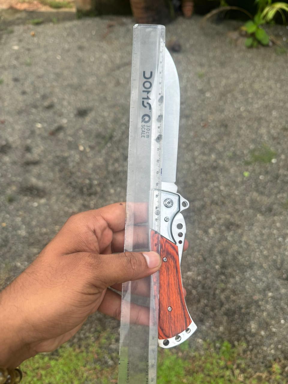 Tactical Folding Knife – Sharp Stainless Steel Blade for Hunting, Camping, Adventure & Outdoor EDC