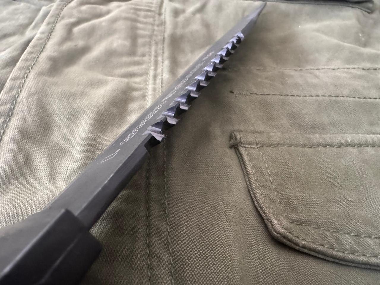 Jungle King I knife Fixed Blade Survival Knife – Outdoor Tactical Tool with Built-In Kit Multi-Function Handle & Sheath