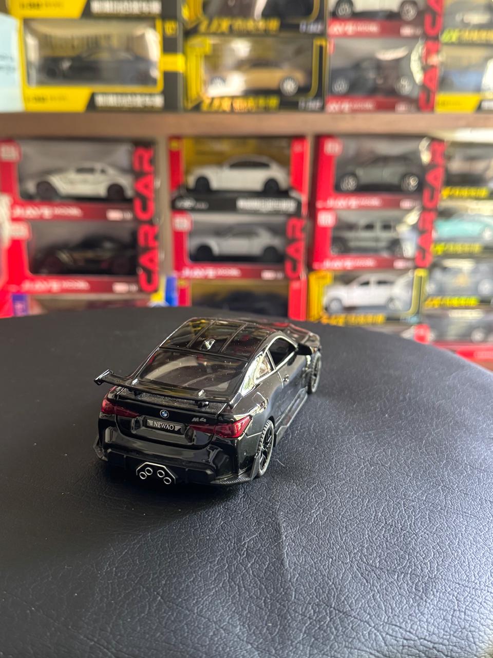 Diecast Model Car 1:32 BMW M4 Alloy Car with Sound and Light Pullback Decorate Ornament Doors Open Metal Car Model Toys