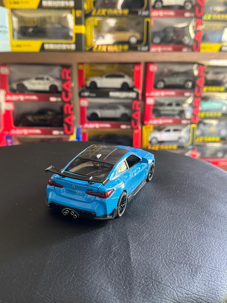 Diecast Model Car 1:32 BMW M4 Alloy Car with Sound and Light Pullback Decorate Ornament Doors Open Metal Car Model Toys