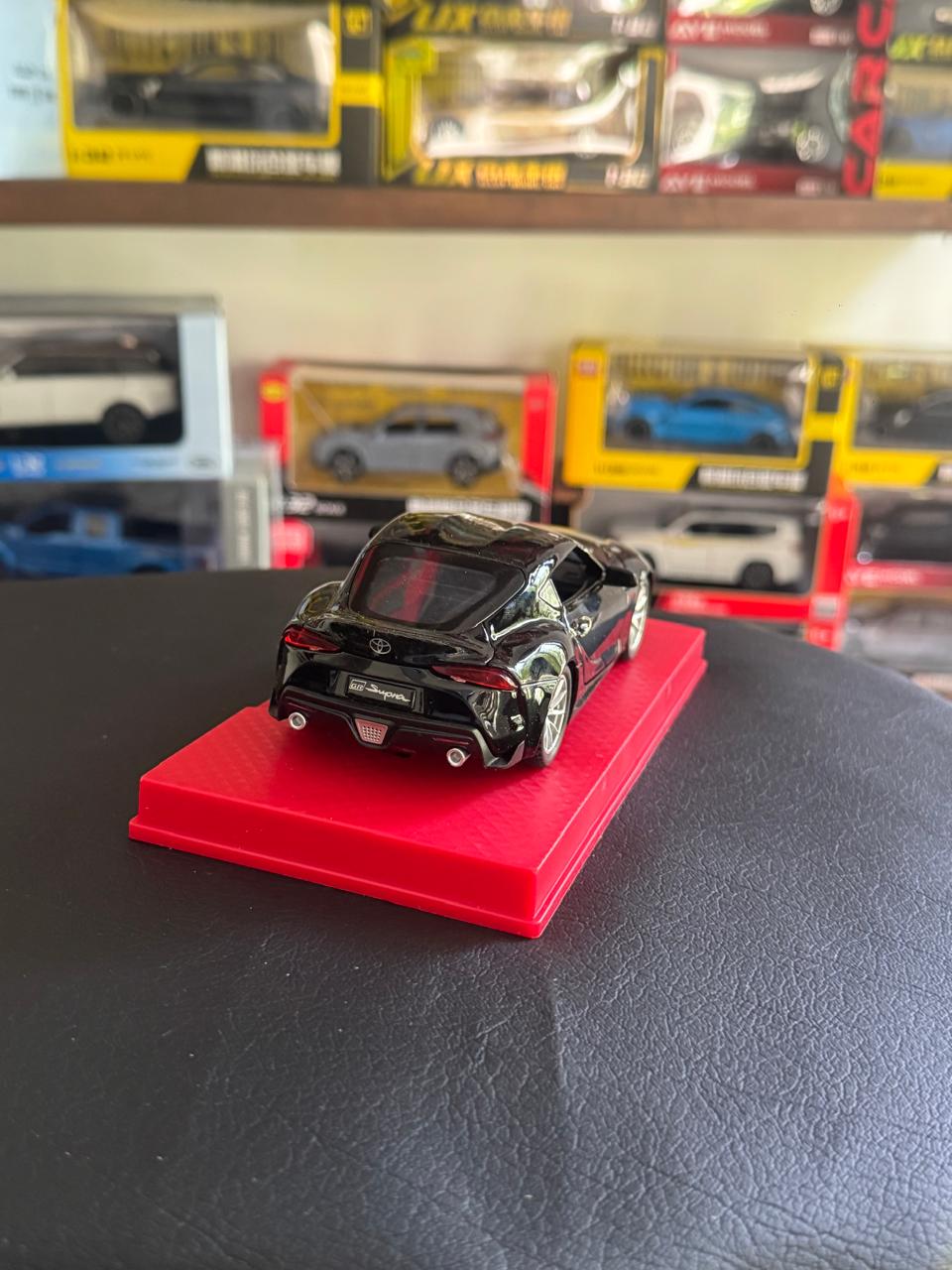 Diecast Model Car 1:32 Toyota Supra Alloy Car with Sound and Light Pullback Decorate Ornament Doors Open Metal Car Model Toys