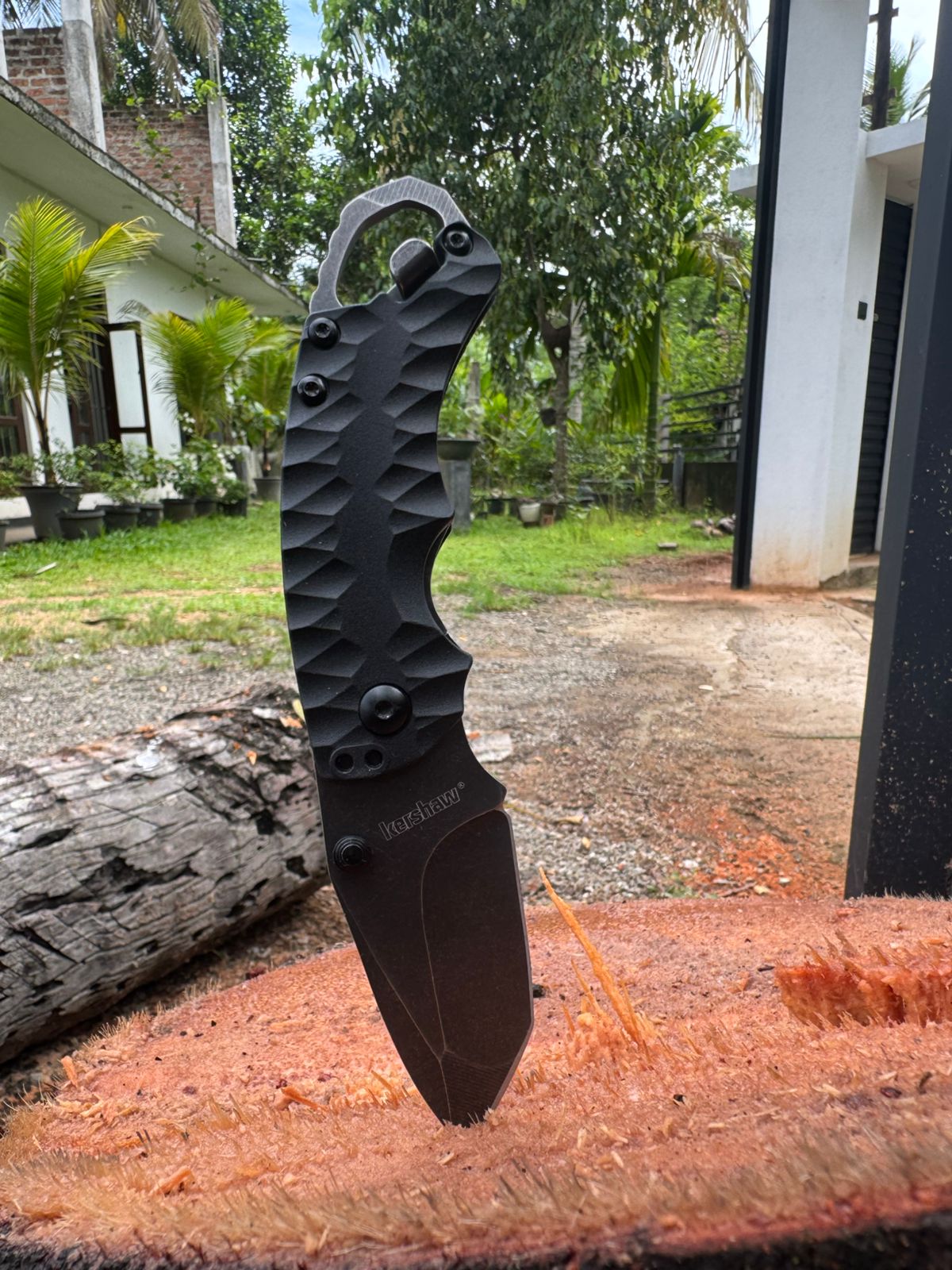 KERSHAW Tactical Folding Knife – Sharp Stainless Steel Sand wash Blade for Camping, Adventure & Outdoor EDC Tool